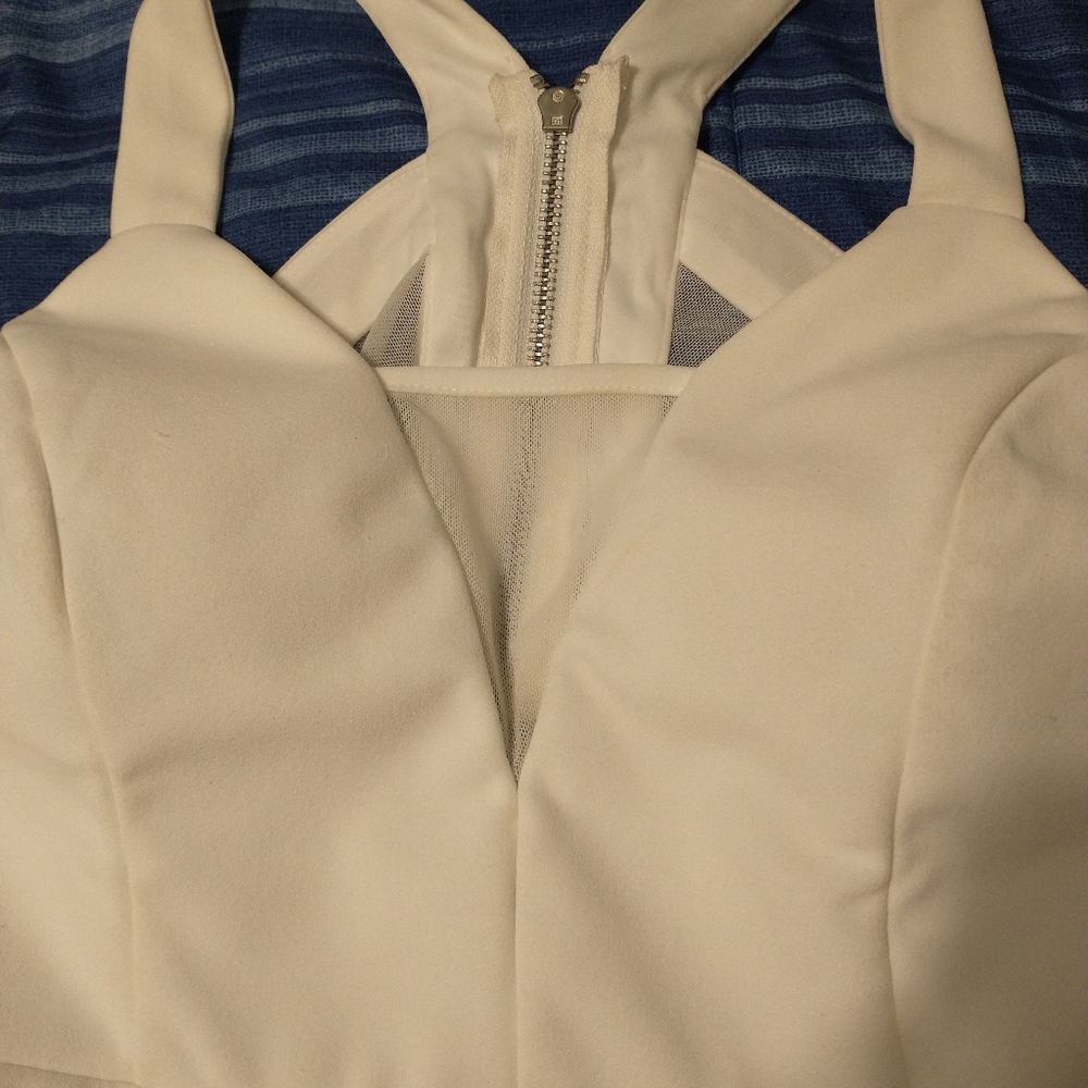 Cream dress, Windsor, size medium - Picture 2 of 4
